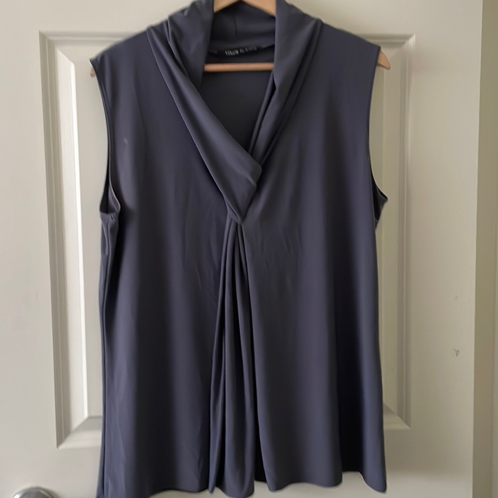 Tiffany & Grey Sleeveless Gray Blouse Size 1X